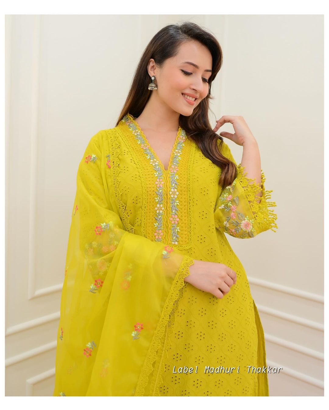 Jashn-e-Noor Suit Set