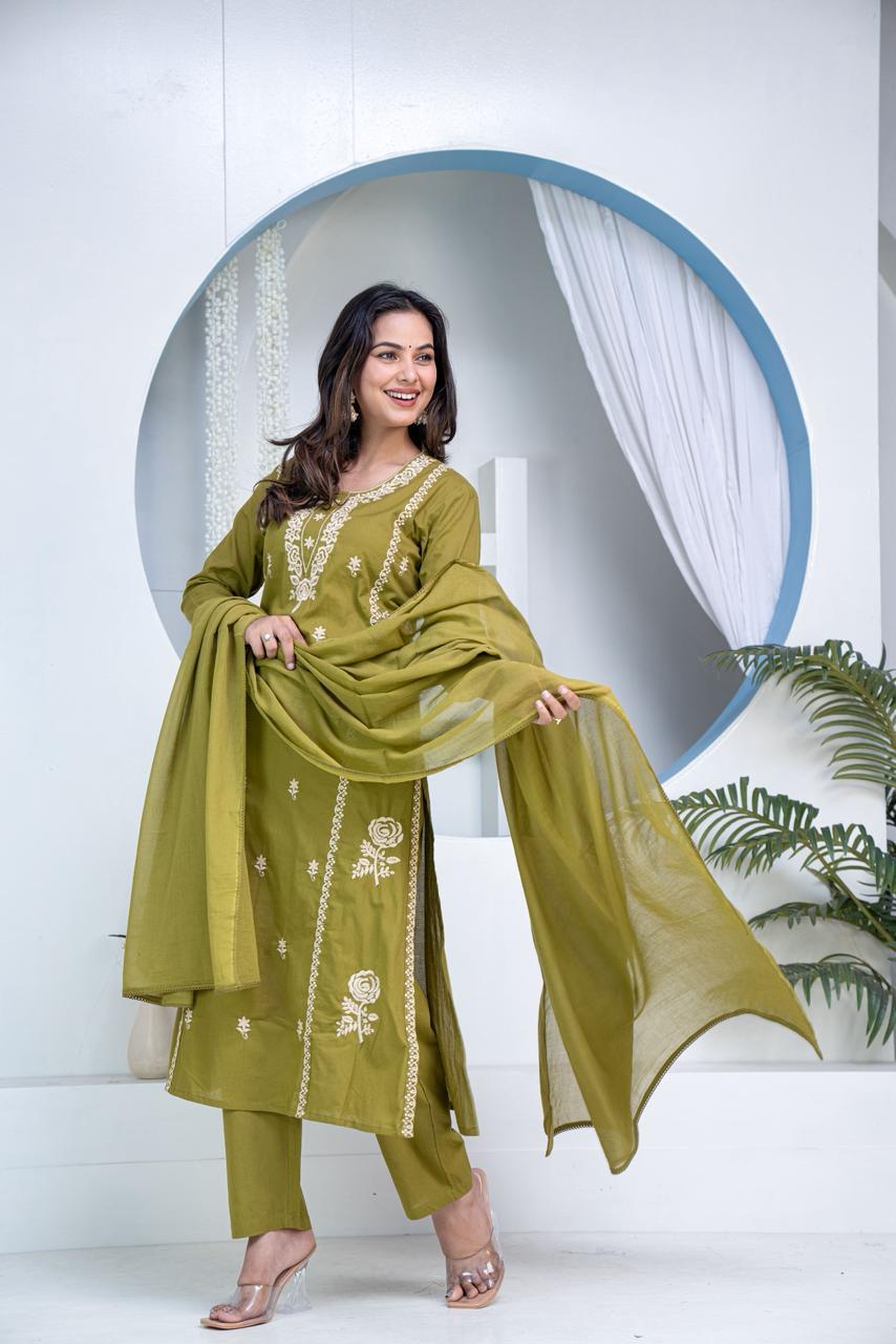 Green suit set